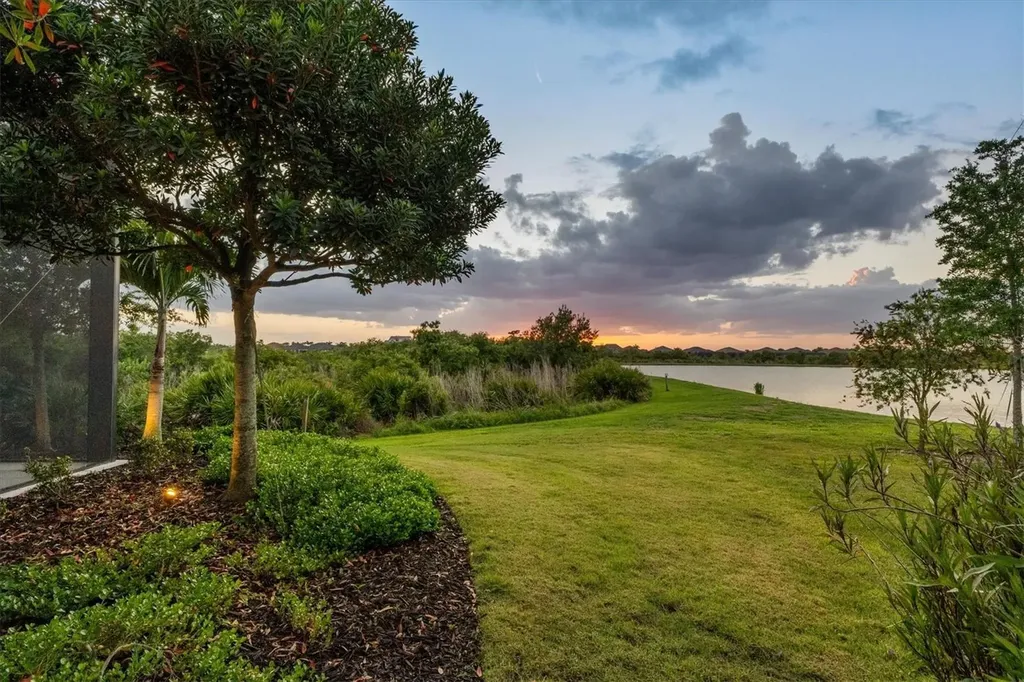 16925 Clearlake Avenue Lakewood Ranch FL 34202