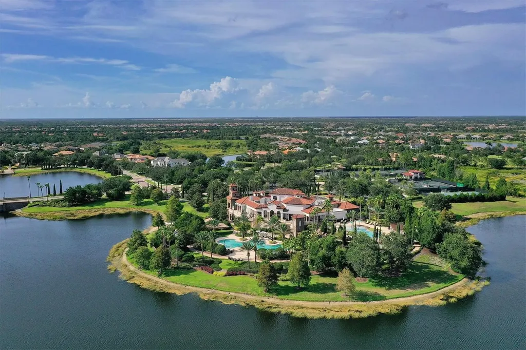 16925 Clearlake Avenue Lakewood Ranch FL 34202