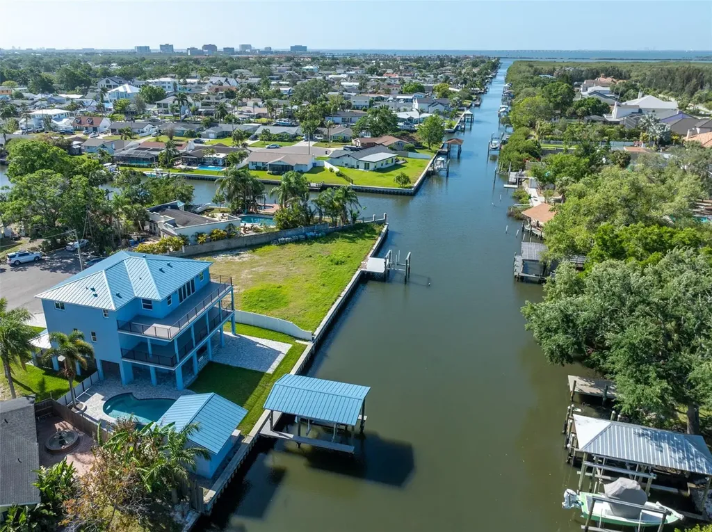 8717 Driftwood Drive Tampa FL 33615