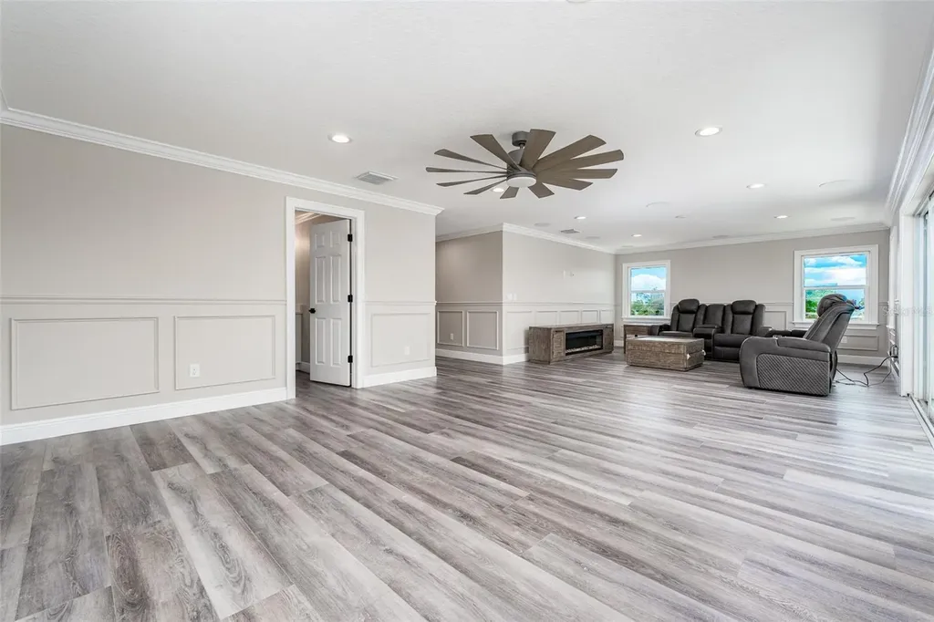 8717 Driftwood Drive Tampa FL 33615