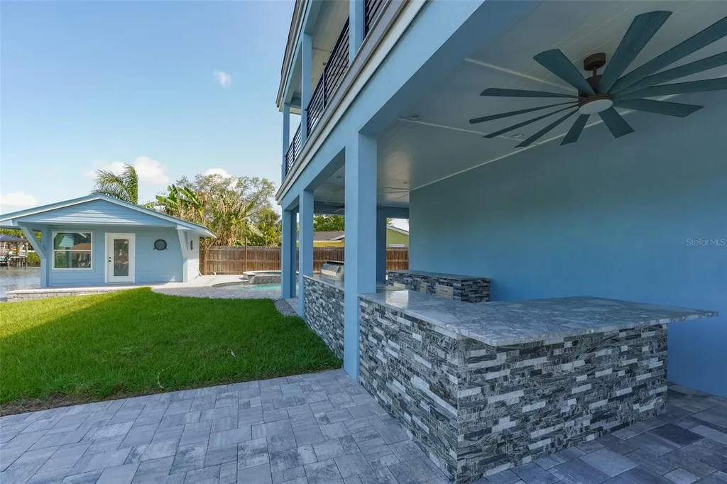 8717 Driftwood Drive Tampa FL 33615