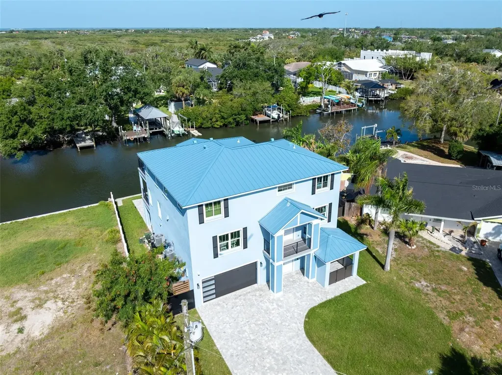 8717 Driftwood Drive Tampa FL 33615