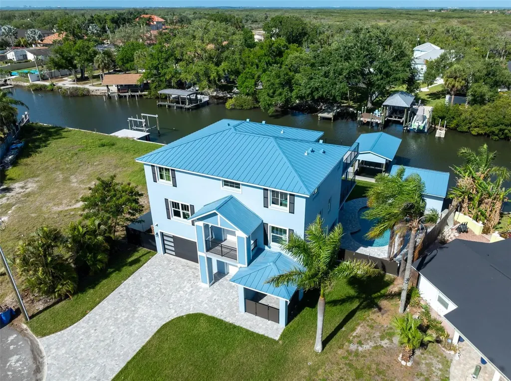8717 Driftwood Drive Tampa FL 33615
