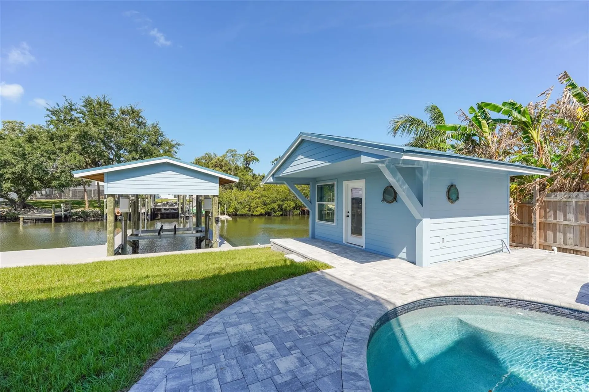 8717 Driftwood Drive Tampa FL 33615
