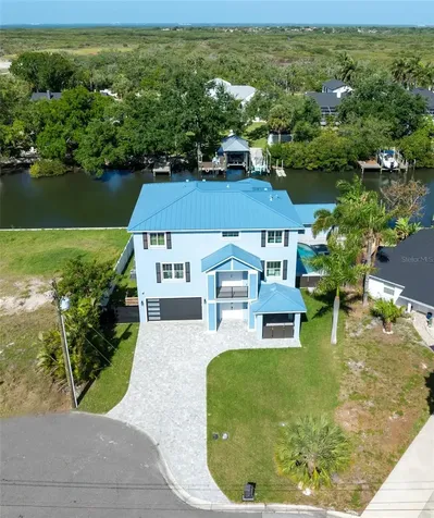8717 Driftwood Drive Tampa FL 33615