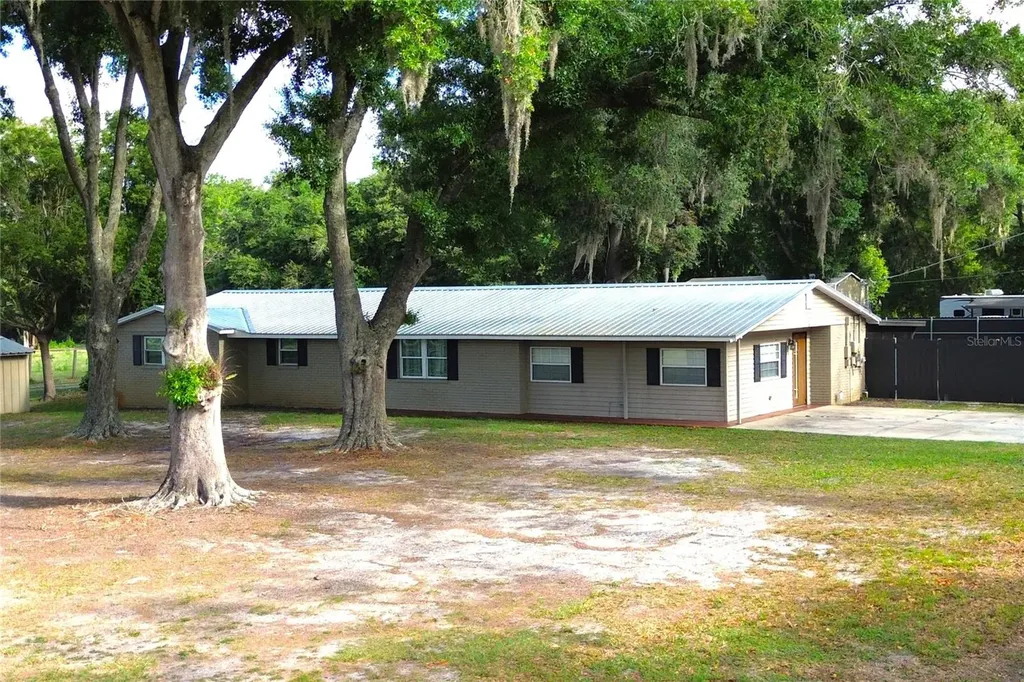 5009 Vaughn Road Plant City FL 33565