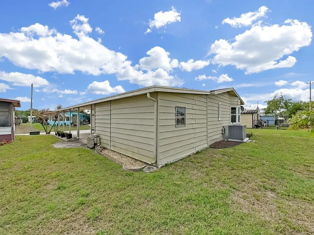 4966 Deerwood Drive Lakeland FL 33810