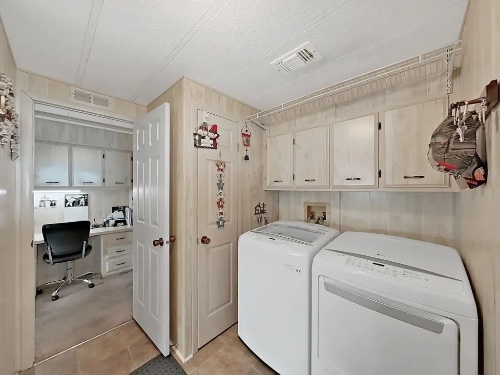 4966 Deerwood Drive Lakeland FL 33810