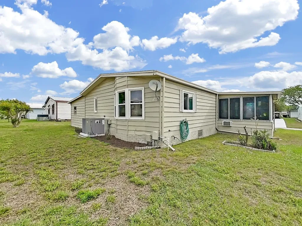4966 Deerwood Drive Lakeland FL 33810