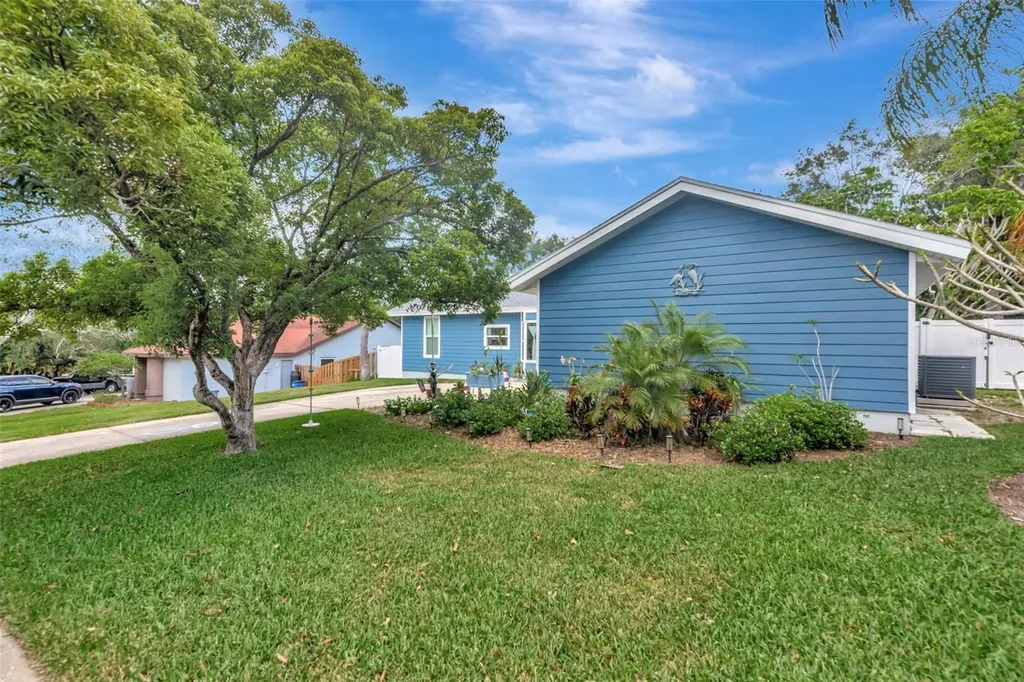 220 Normandy Circle W Palm Harbor FL 34683