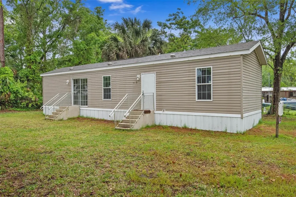 55917 Cabbage Road Astor FL 32102