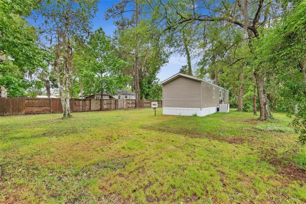 55917 Cabbage Road Astor FL 32102