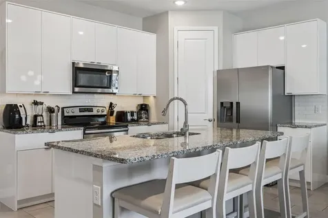 8008 Formosa Valley Place Kissimmee FL 34747