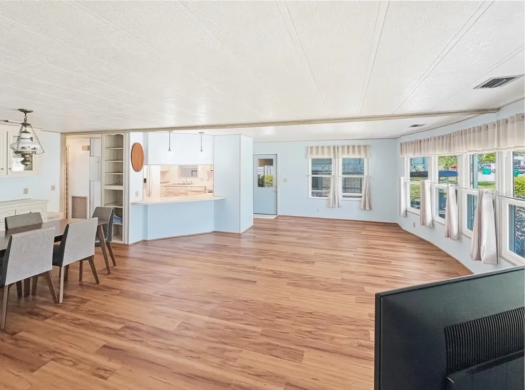 22 S Bobwhite Road Wildwood FL 34785