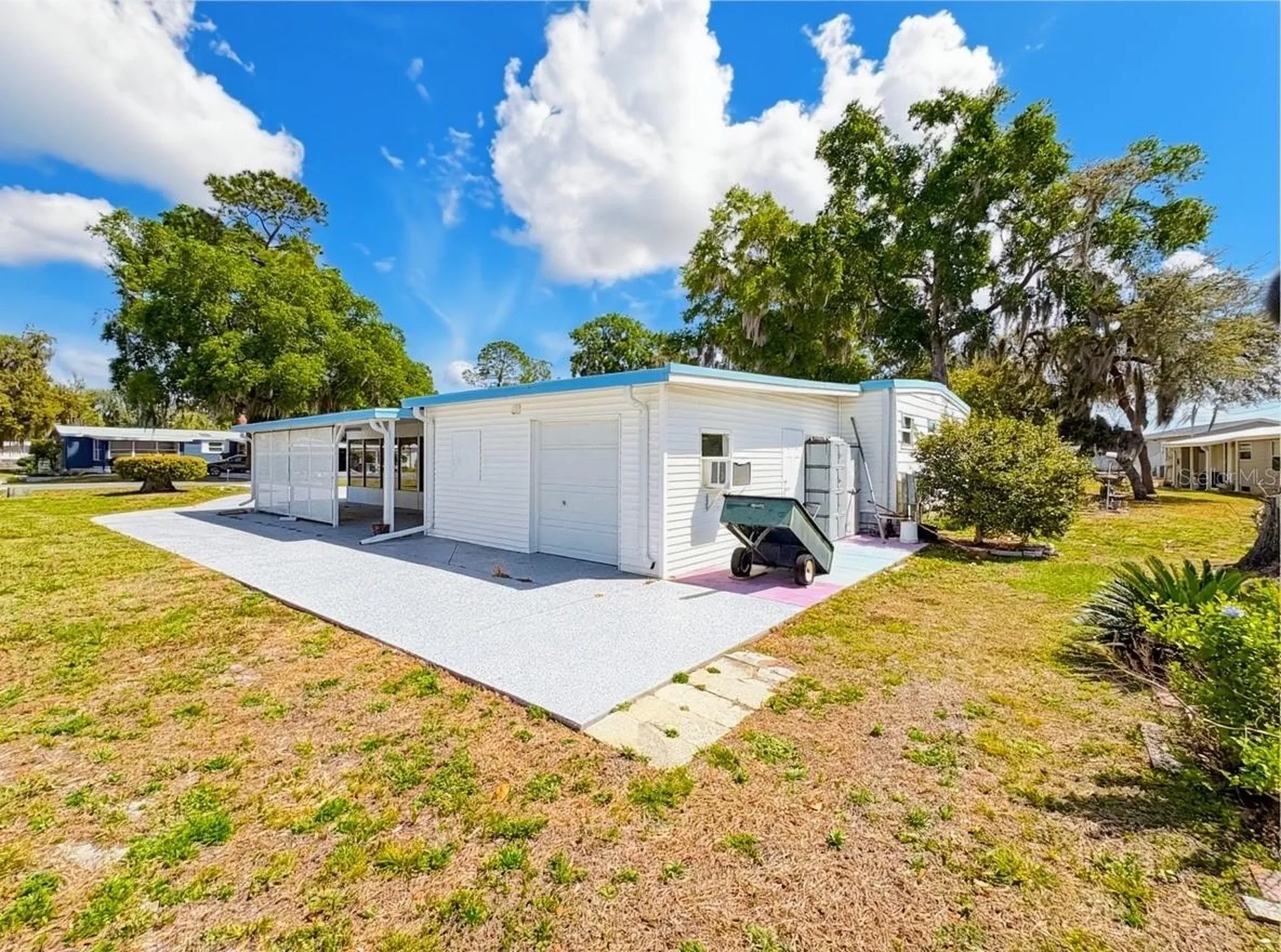 22 S Bobwhite Road Wildwood FL 34785
