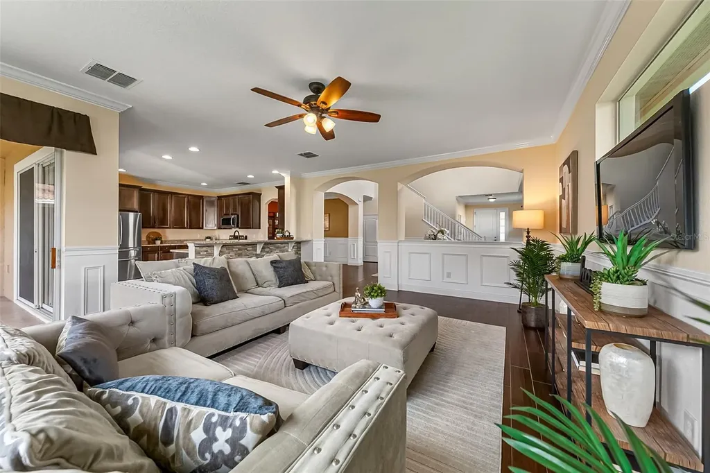 2011 Michael Tiago Circle Maitland FL 32751