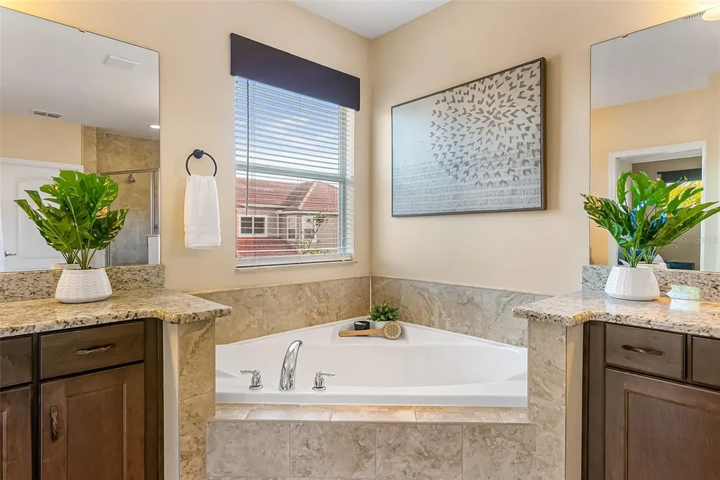 2011 Michael Tiago Circle Maitland FL 32751