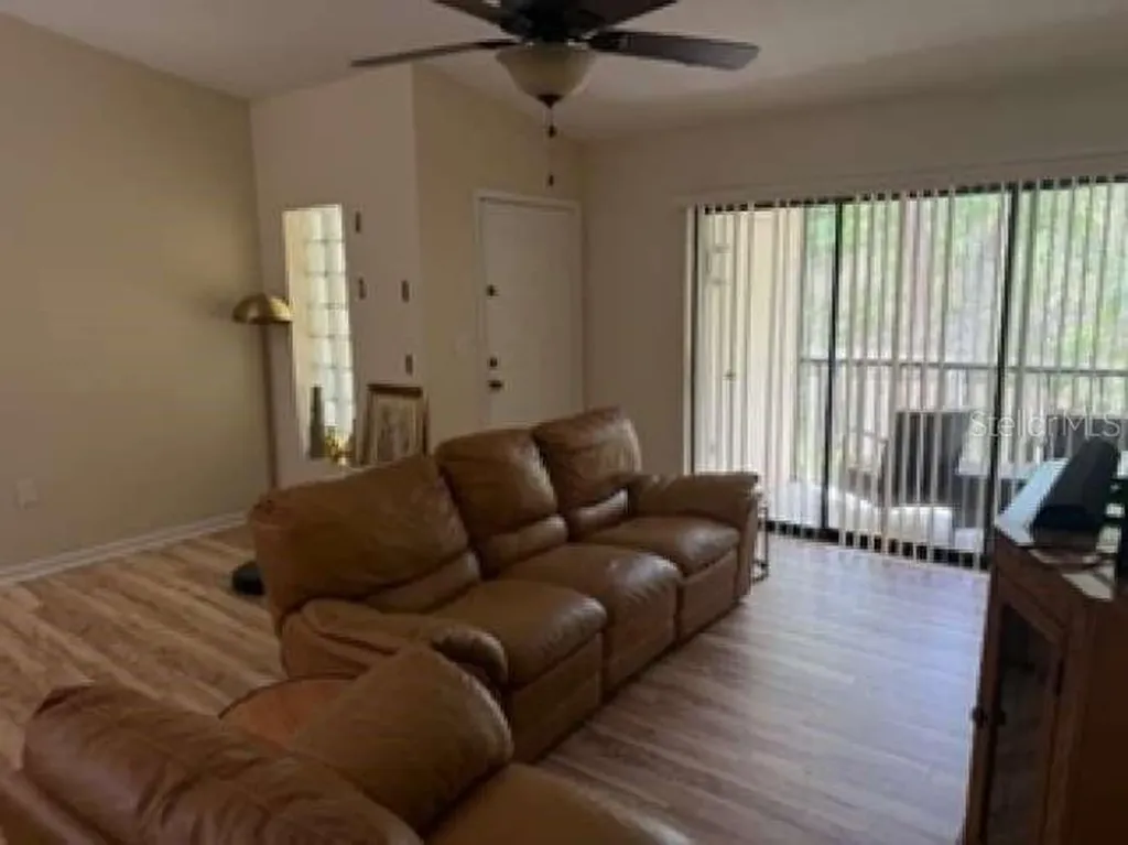 3301 Crystal Court E Palm Harbor FL 34685