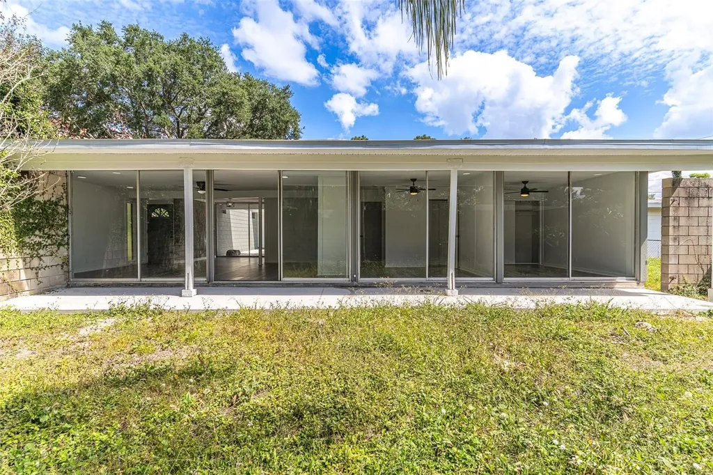 1558 Drexel Avenue NE Winter Haven FL 33881