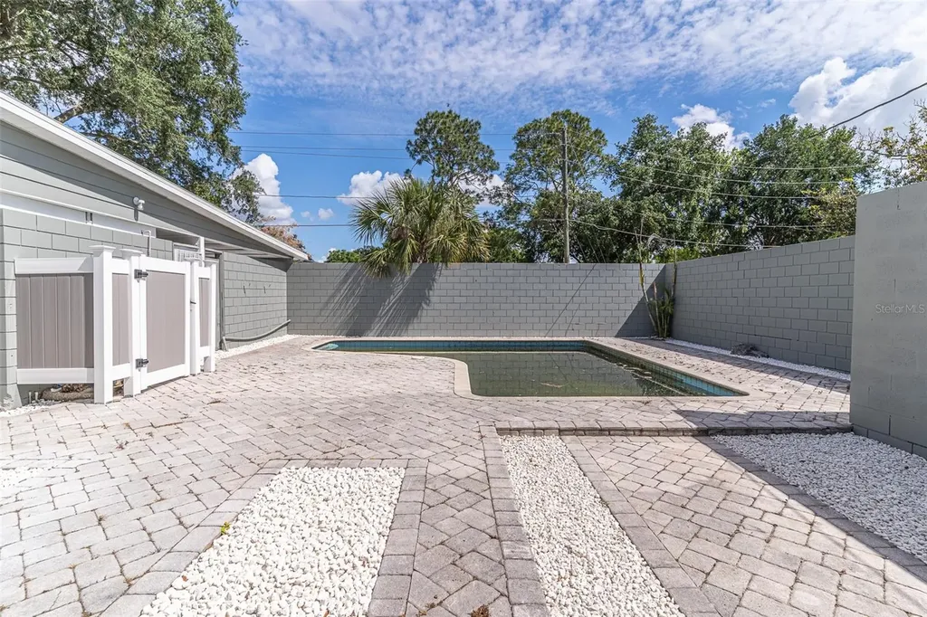 1558 Drexel Avenue NE Winter Haven FL 33881