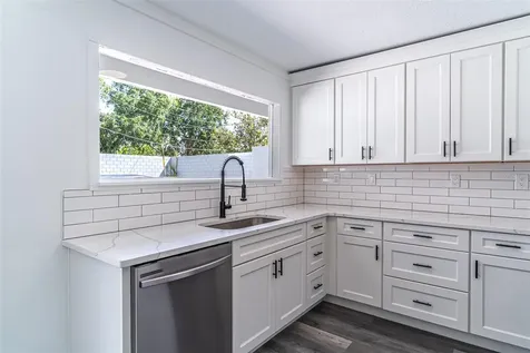1558 Drexel Avenue NE Winter Haven FL 33881