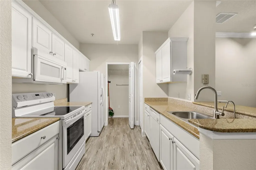 431 Southern Pecan Circle Winter Garden FL 34787