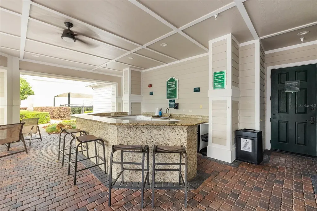 431 Southern Pecan Circle Winter Garden FL 34787