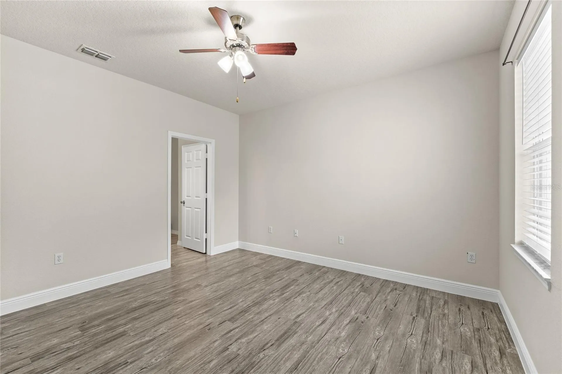 431 Southern Pecan Circle Winter Garden FL 34787