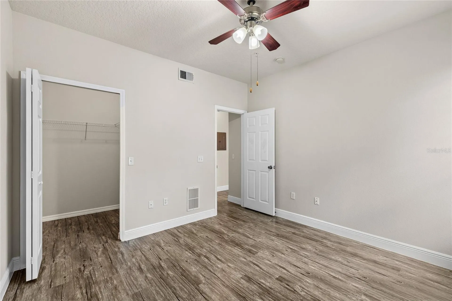 431 Southern Pecan Circle Winter Garden FL 34787