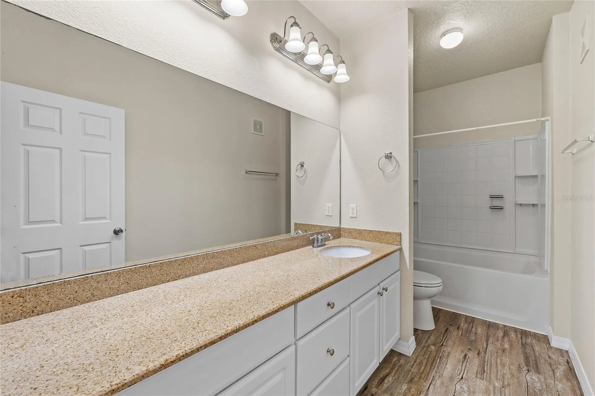 431 Southern Pecan Circle Winter Garden FL 34787