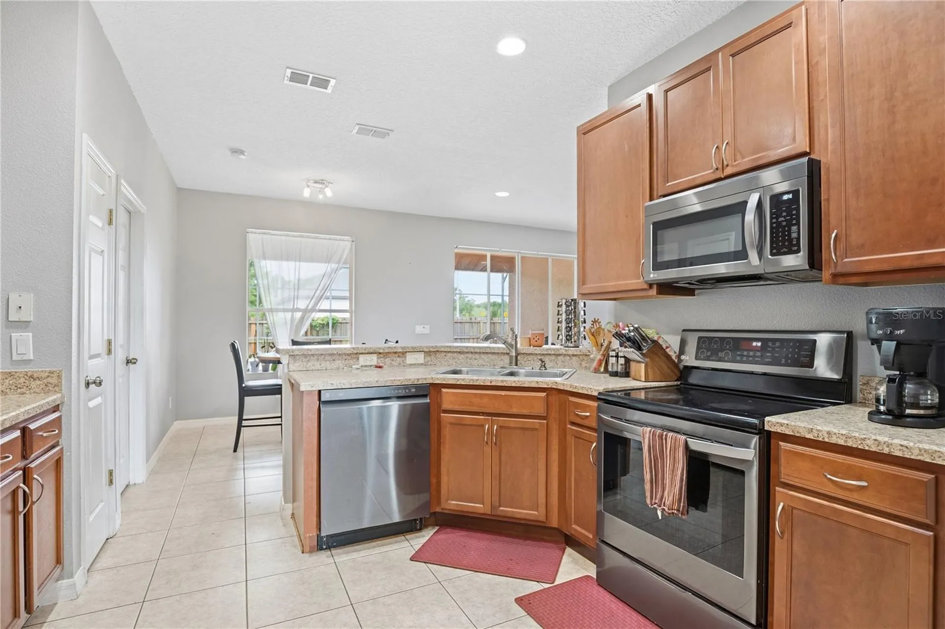 860 Hart Avenue Altamonte Springs FL 32701