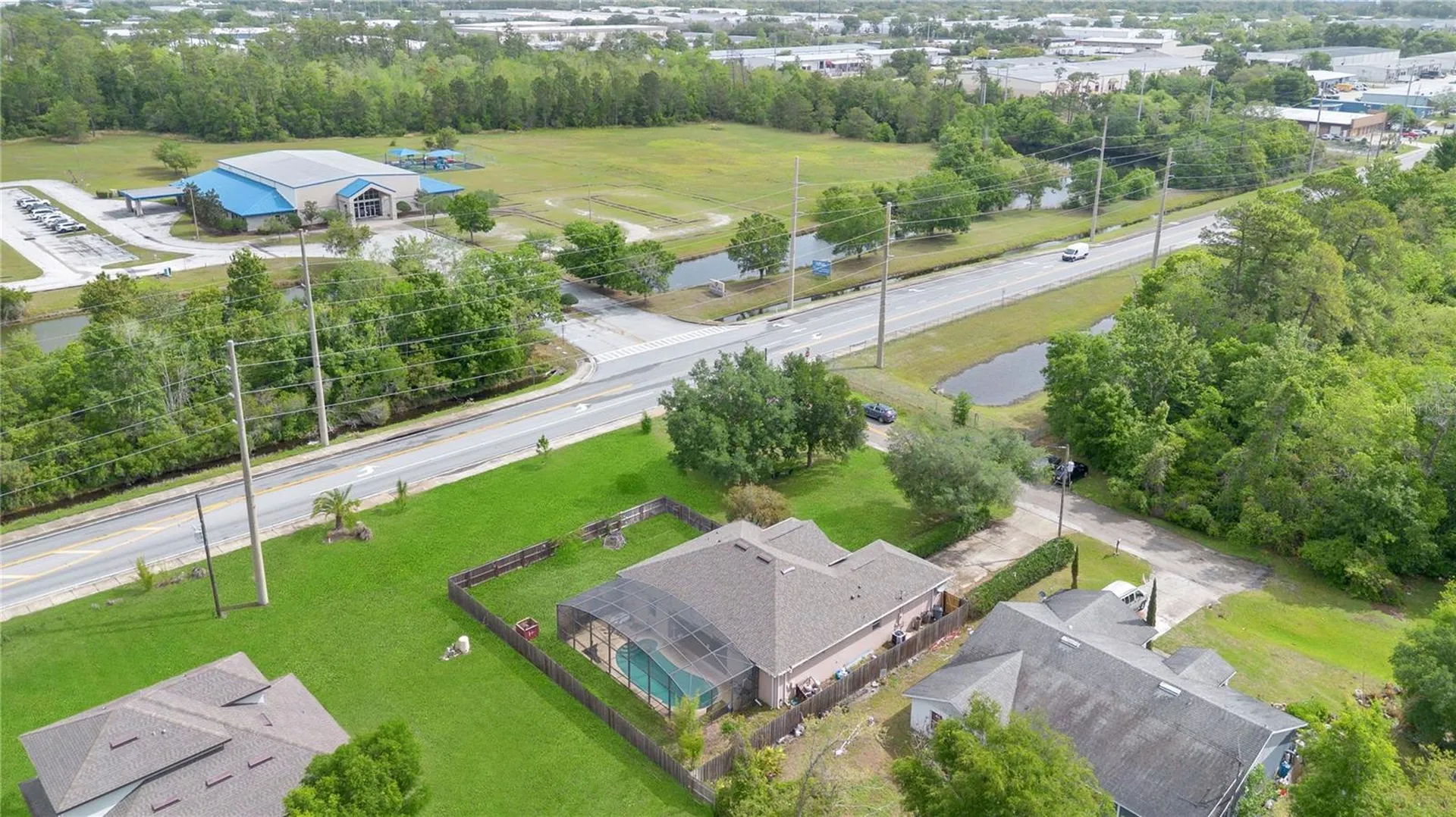 860 Hart Avenue Altamonte Springs FL 32701