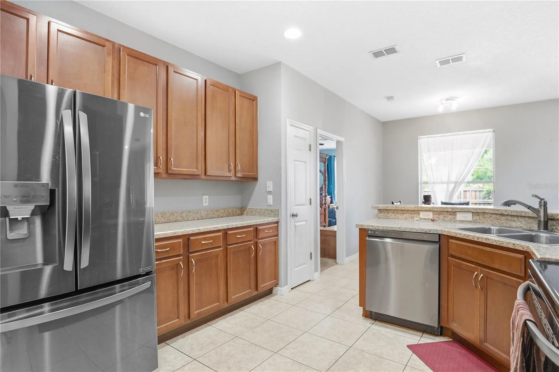 860 Hart Avenue Altamonte Springs FL 32701