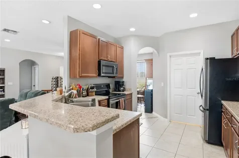 860 Hart Avenue Altamonte Springs FL 32701