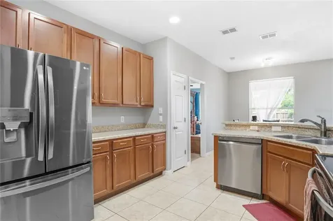 860 Hart Avenue Altamonte Springs FL 32701