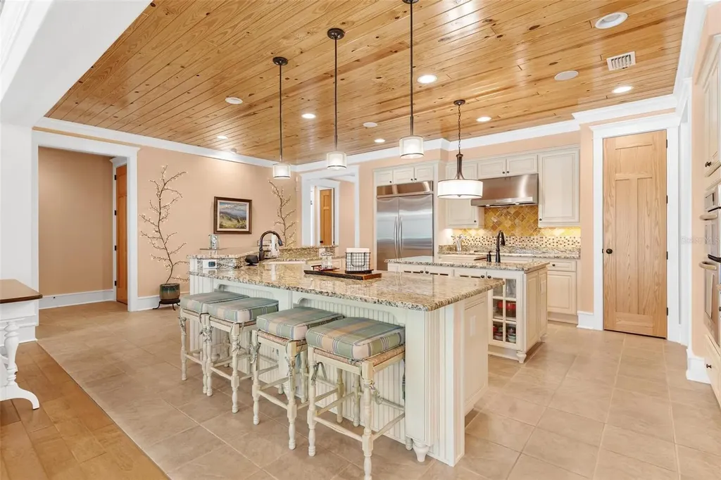 10615 NE 104th Circle Oxford FL 34484