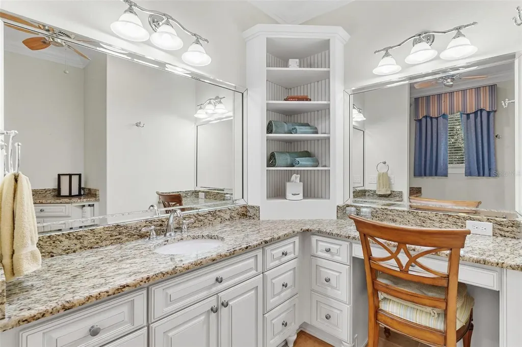 10615 NE 104th Circle Oxford FL 34484