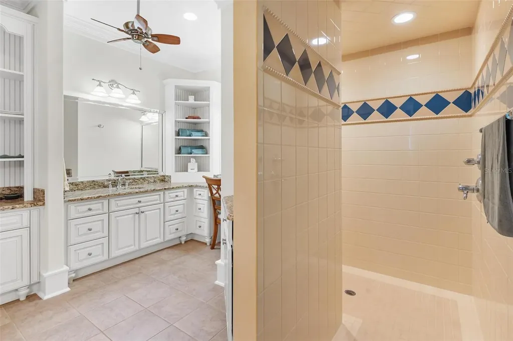 10615 NE 104th Circle Oxford FL 34484