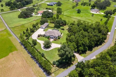10615 NE 104th Circle Oxford FL 34484