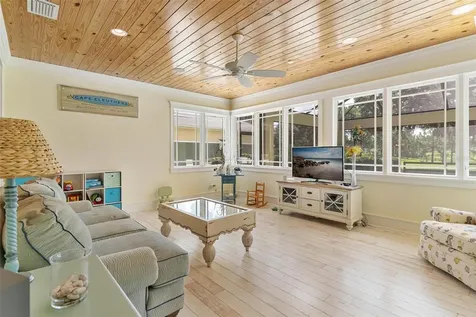 10615 NE 104th Circle Oxford FL 34484