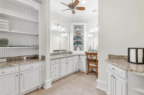 10615 NE 104th Circle Oxford FL 34484