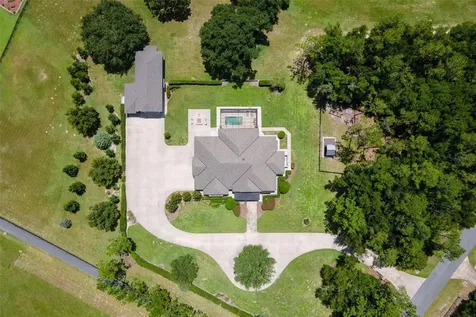 10615 NE 104th Circle Oxford FL 34484