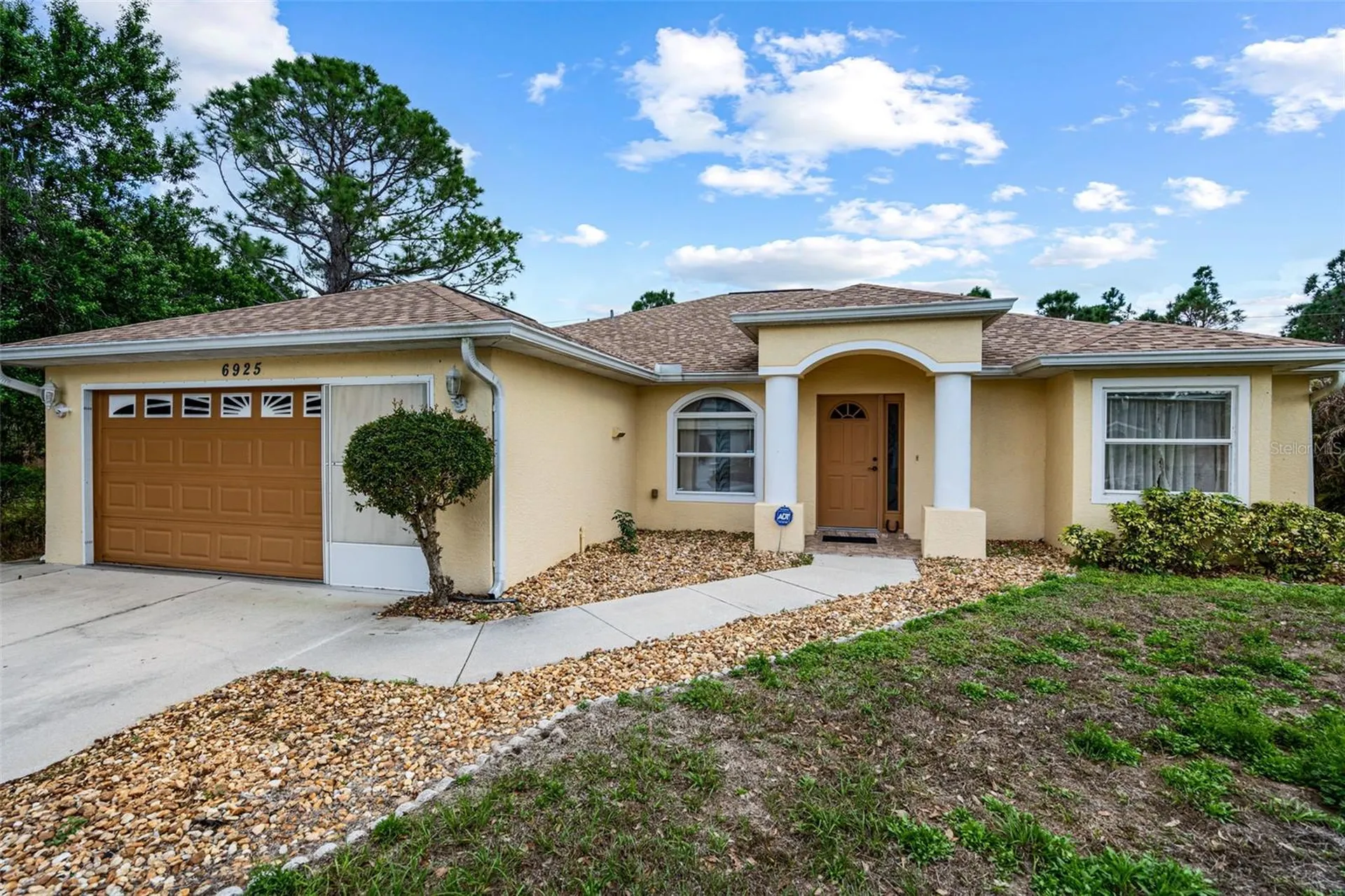 6925 Crock Avenue North Port FL 34291