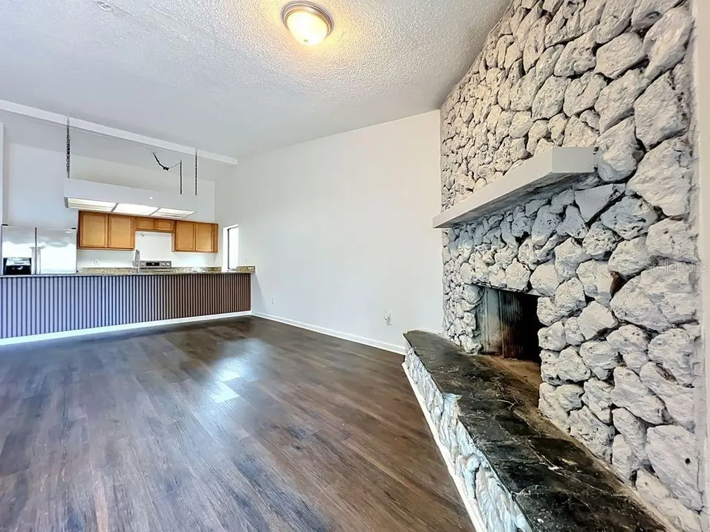 5214 2nd Street Orlando FL 32810