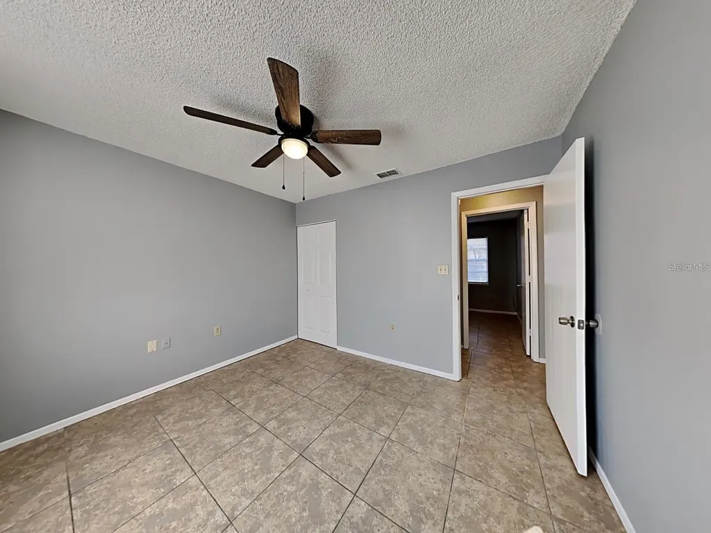 3240 Butterfield Street Deltona FL 32738
