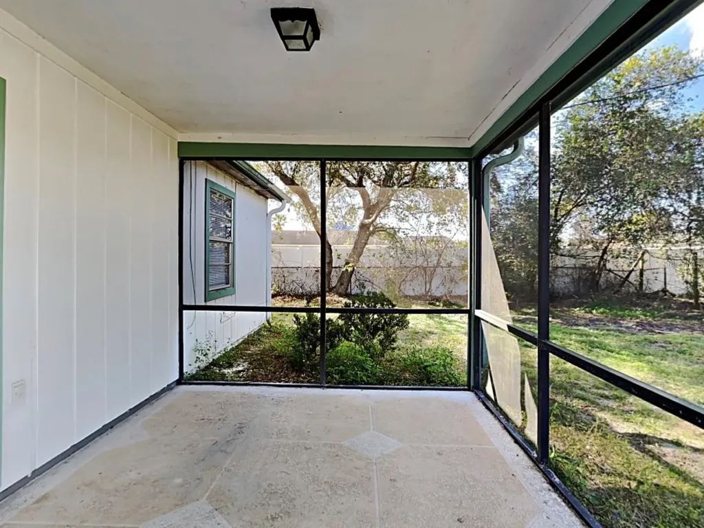 3240 Butterfield Street Deltona FL 32738
