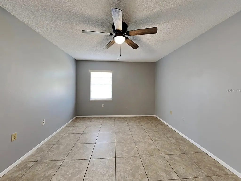 3240 Butterfield Street Deltona FL 32738