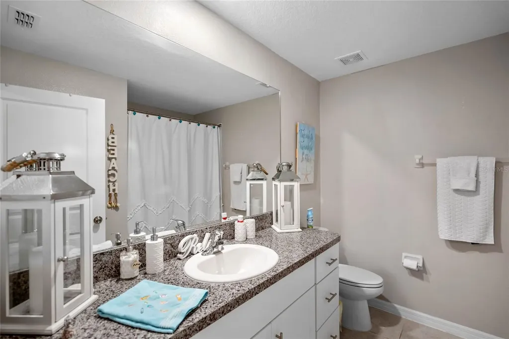 1555 Colding Drive Ruskin FL 33570