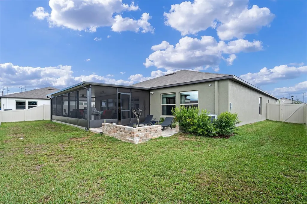 1555 Colding Drive Ruskin FL 33570