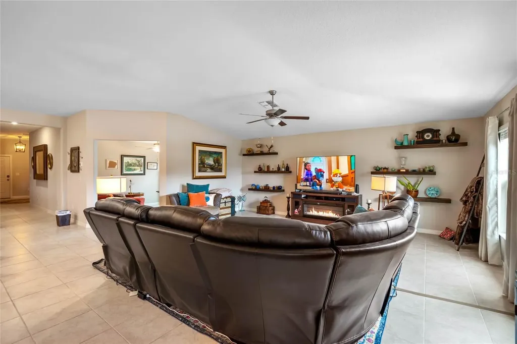 1555 Colding Drive Ruskin FL 33570